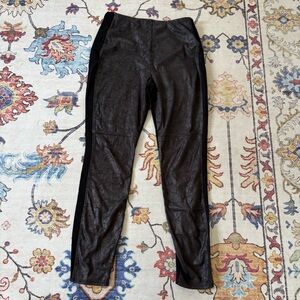 LYSSE Women's Faux Leather Leggings Size Medium Black Textured Front Panel Moto